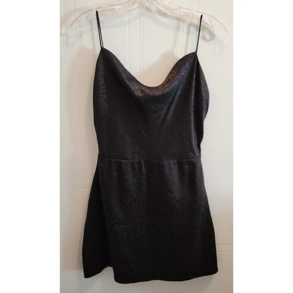 Kendall & Kylie Sleeveless Lace Up Back‎ Mini Dress Black Animal Print Size 0/2